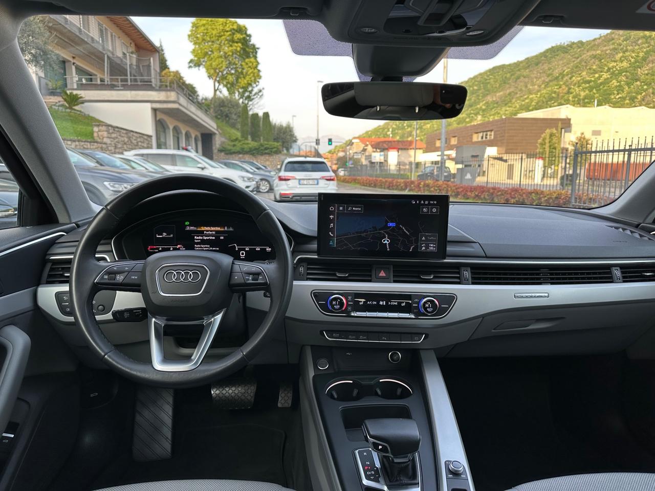 Audi A4 Avant 40 TDI quattro S tronic Business Advanced