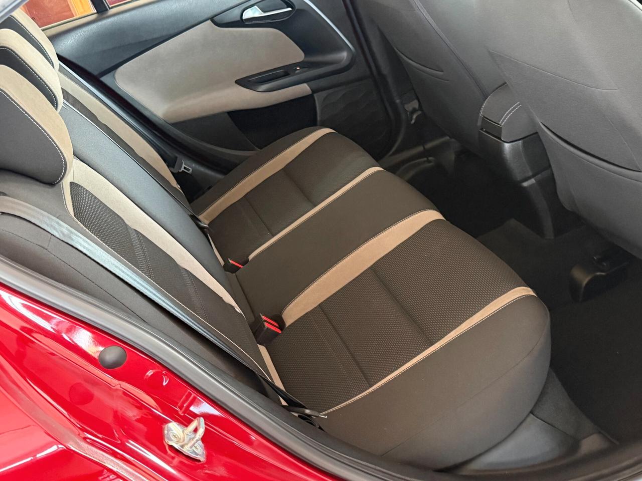 Fiat Tipo 1.6 M.JET 120 cv. 5 porte LOUNGE
