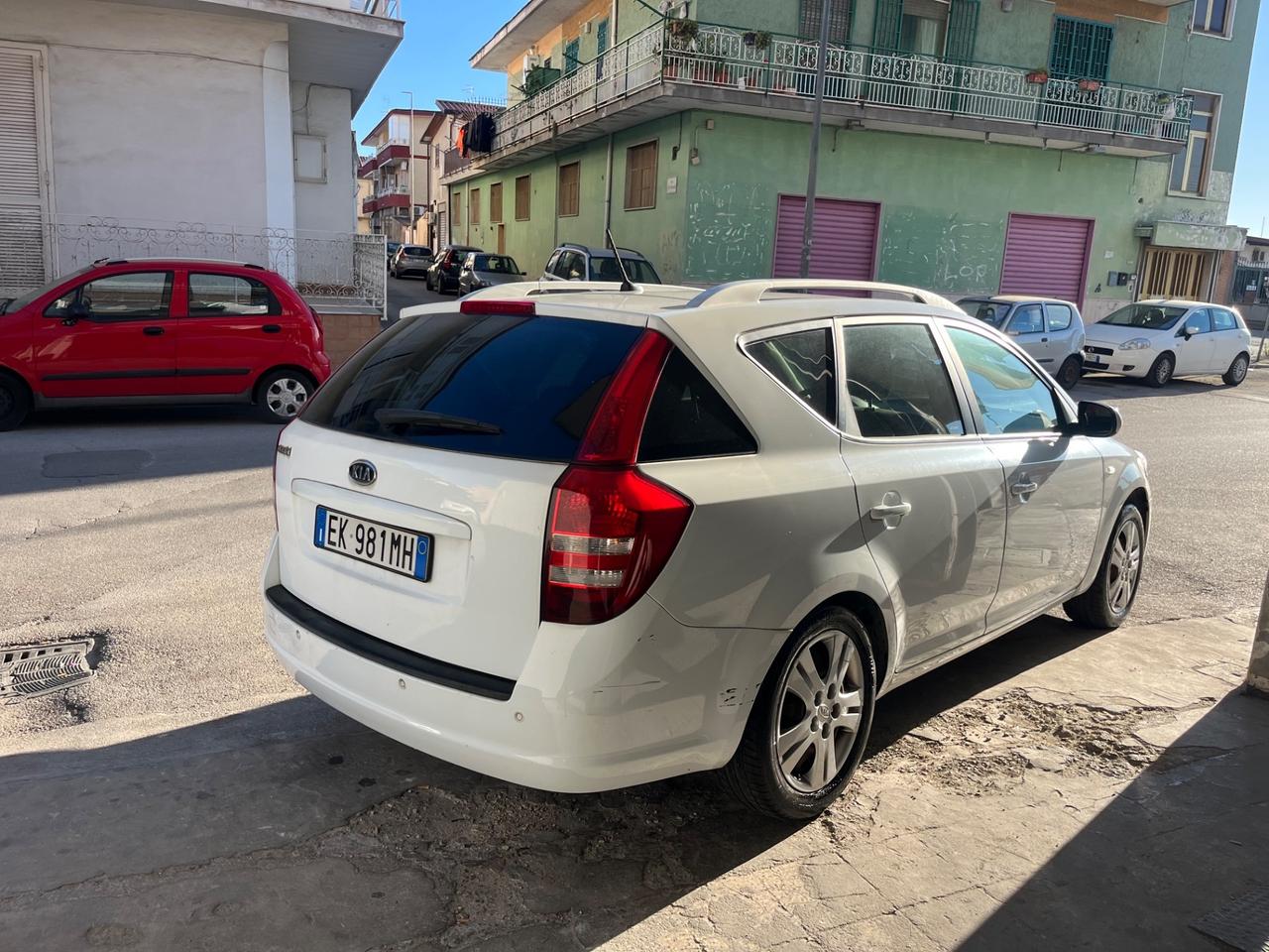 Kia Ceed cee'd Sp. Wag. 1.6 gpl optional