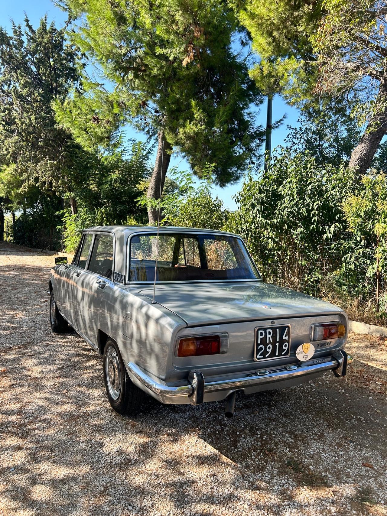 Alfa Romeo 1750 berlina TARGA ORO