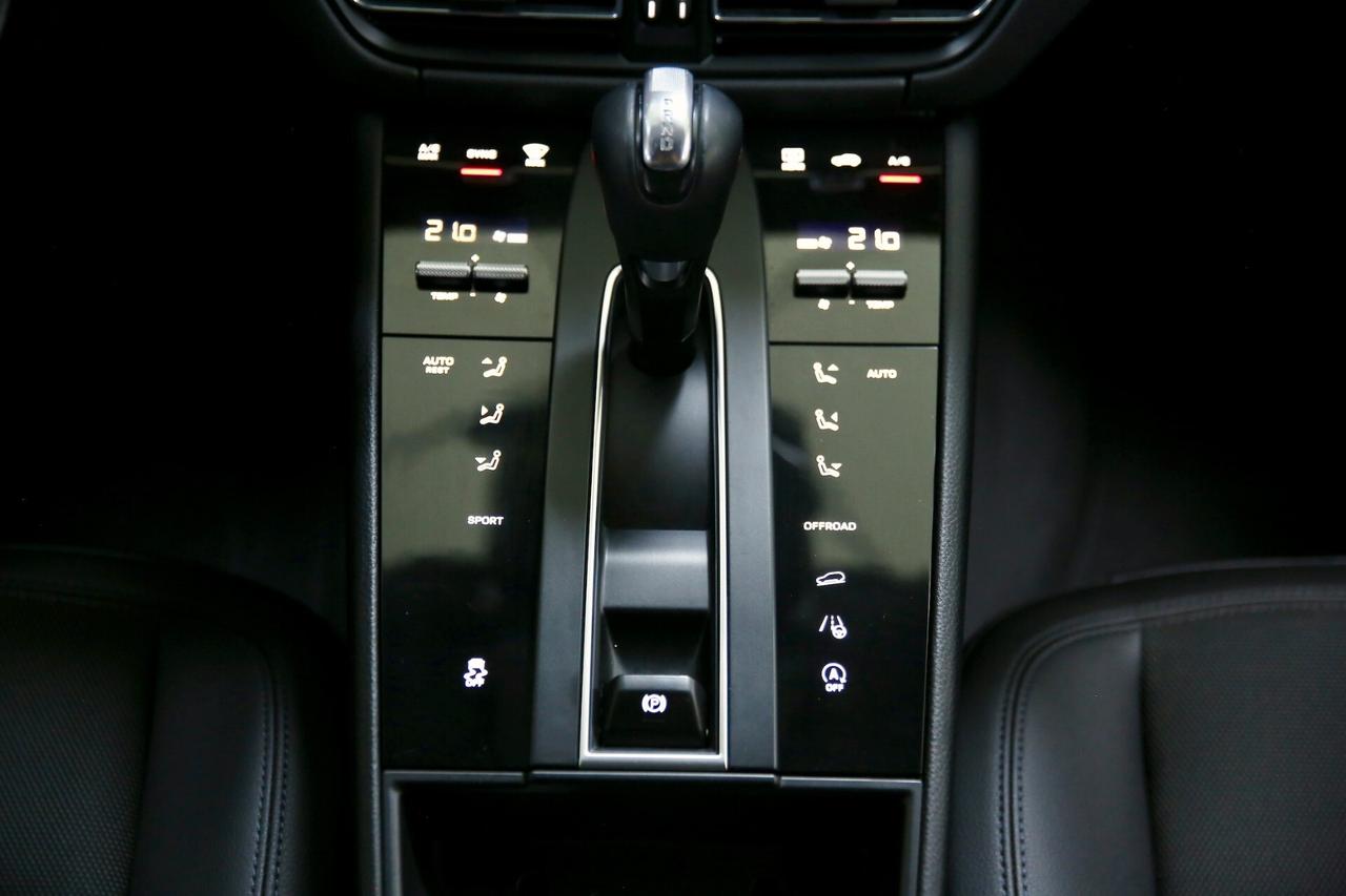 Porsche Macan 2.0 265 cv pdk