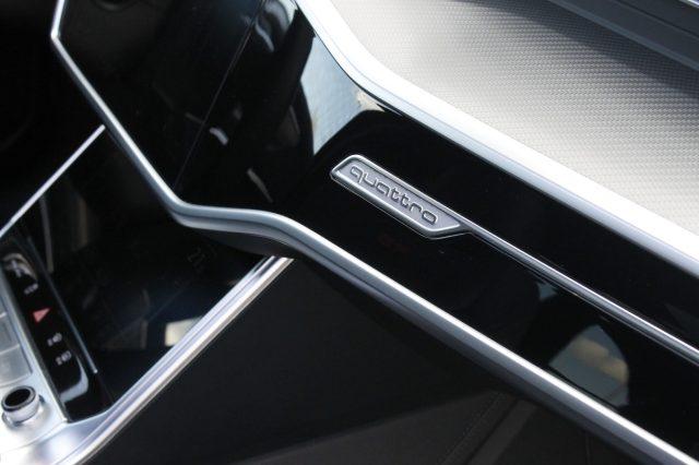 AUDI RS6 Avant 4.0TFSI CARBONCER-MATRIX-TETTO IVA ESP.