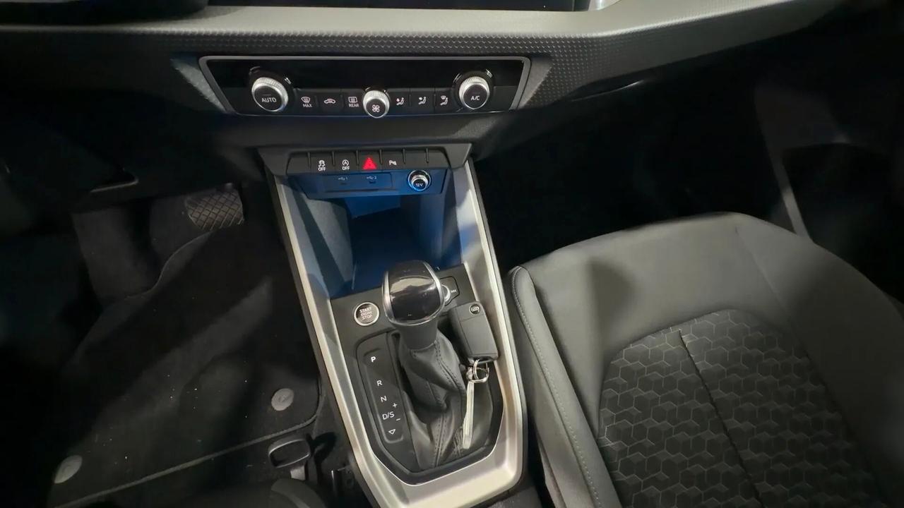 Audi A1 SPB 30 TFSI S tronic line edition