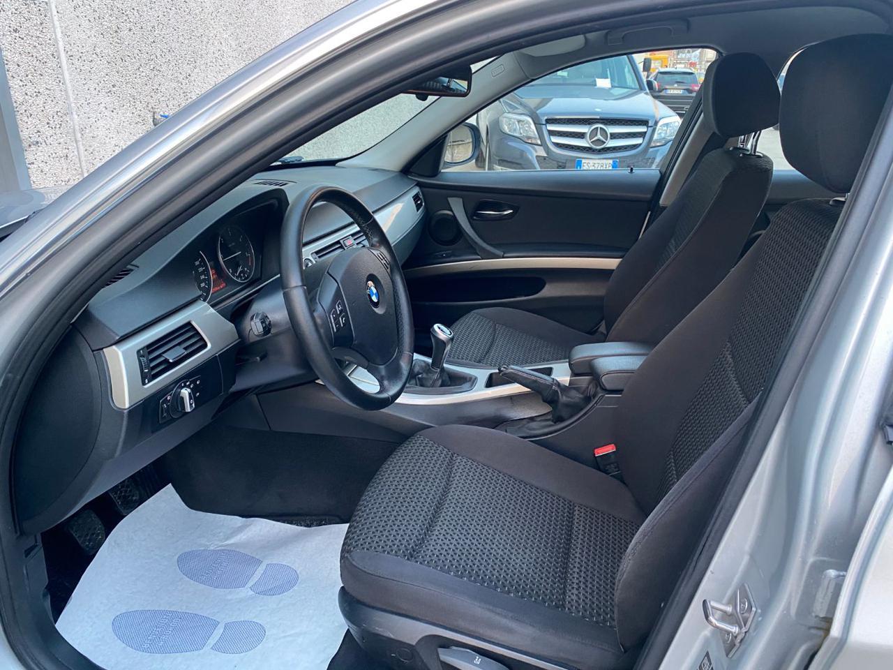 BMW 318 d 2.0 143CV cat Touring Eletta