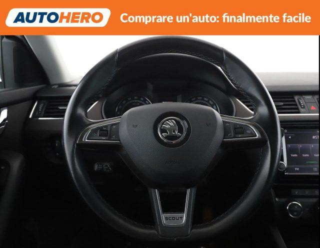 SKODA Octavia 2.0 TDI CR 180 CV 4x4 DSG Wagon Scout
