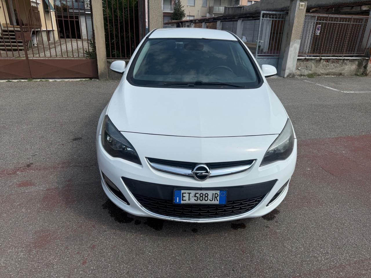 Opel Astra 1.4 Turbo 120CV 5 porte Cosmo