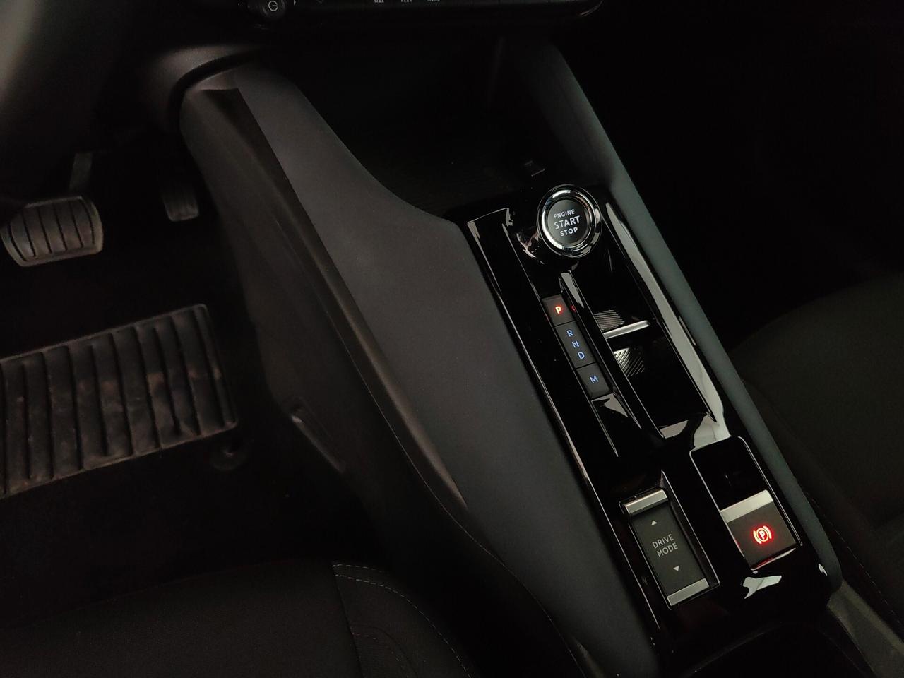 Alfa Romeo Junior 1.2 136 CV Hybrid eDCT6
