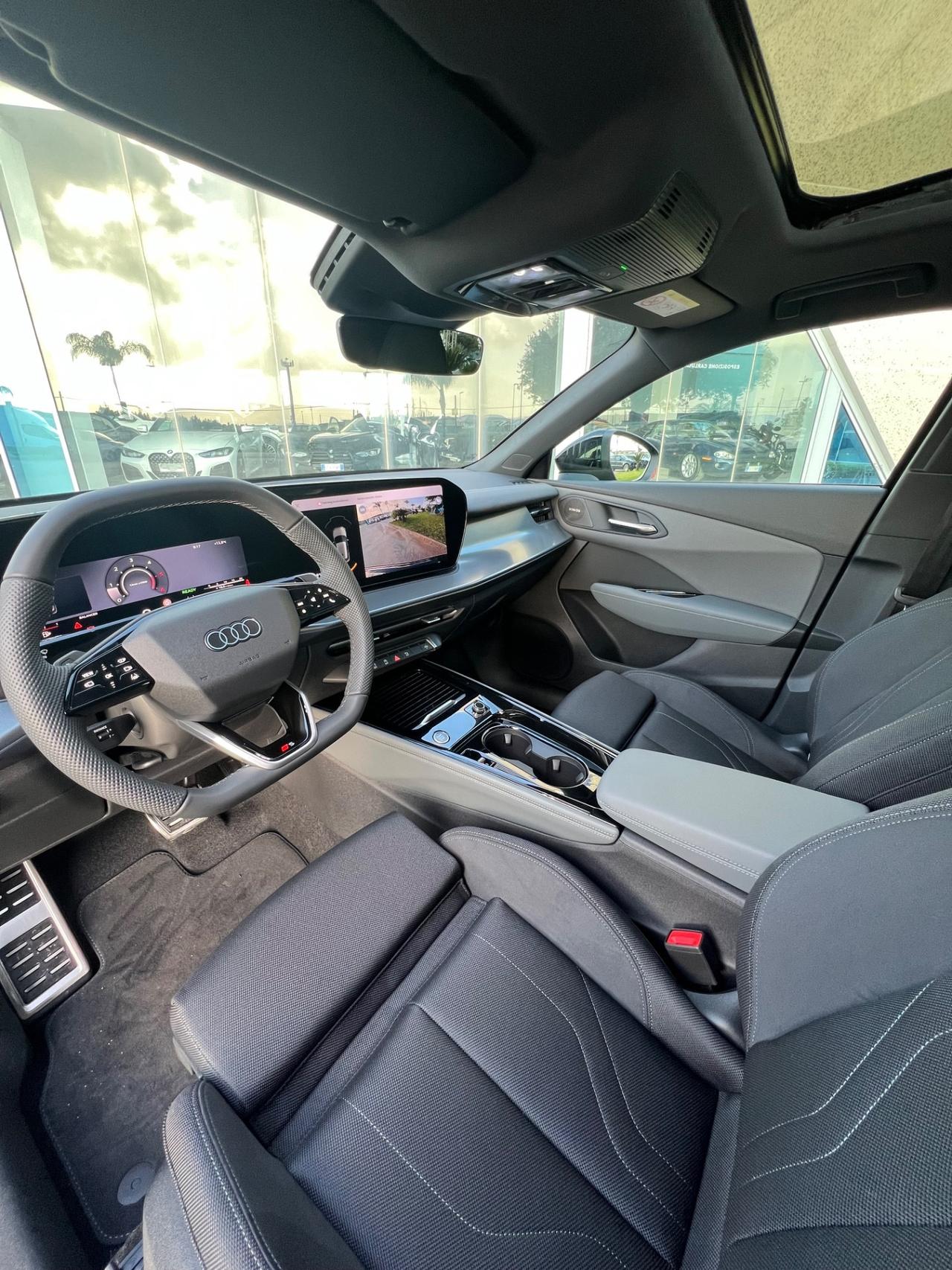 Audi Q3 Spb 2.0 S line Possibilità noleggio no scoring