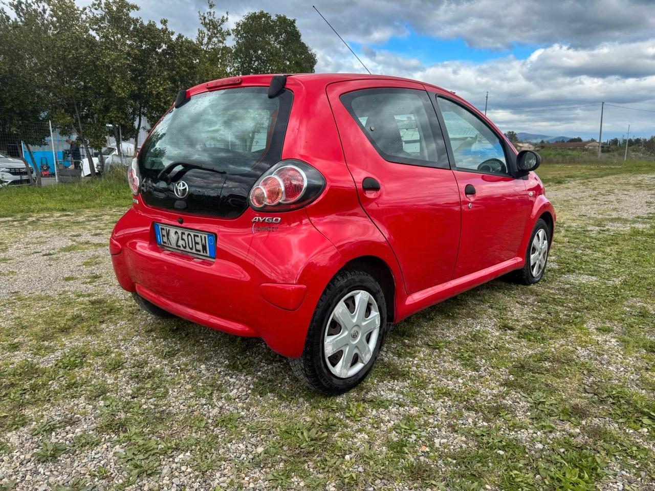 Toyota Aygo 1.0 Benz 5porte 11 SOLO 118.000 KM