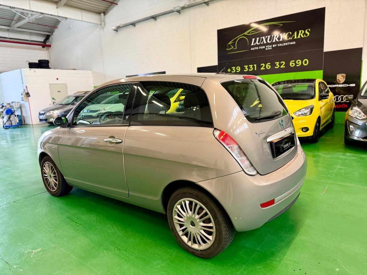 Lancia Ypsilon 1.4 benz. 16V Sport MomoDesign Automatico