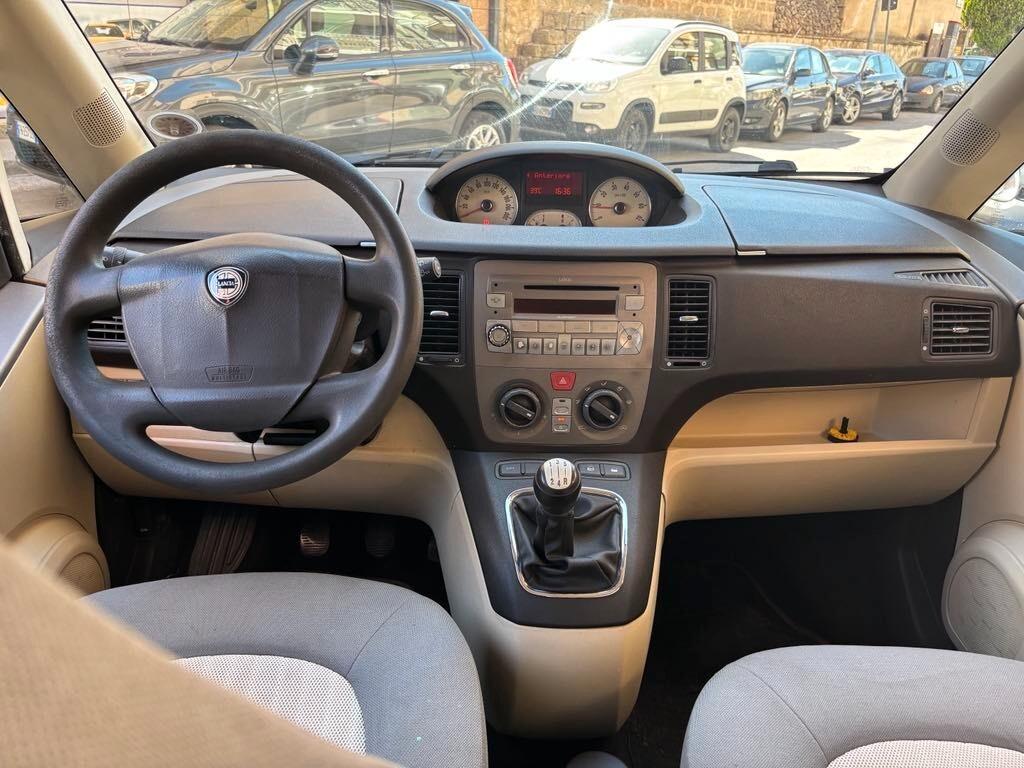 Lancia MUSA 1.3 Multijet 16V Argento 100