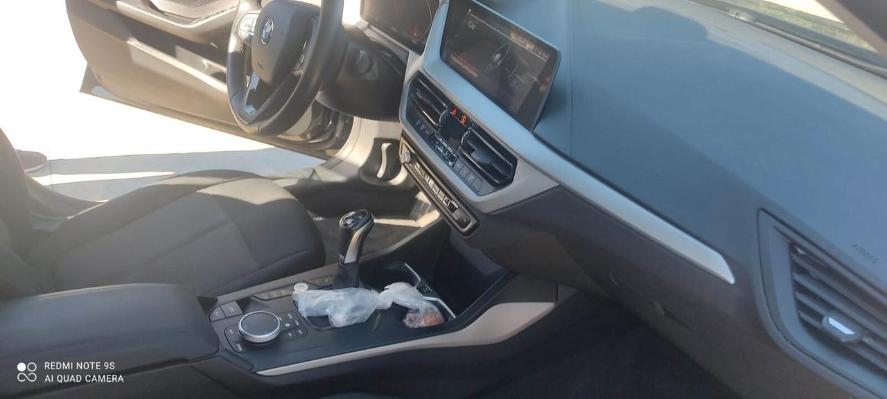 Bmw 118 118i 5p. Business Advantage