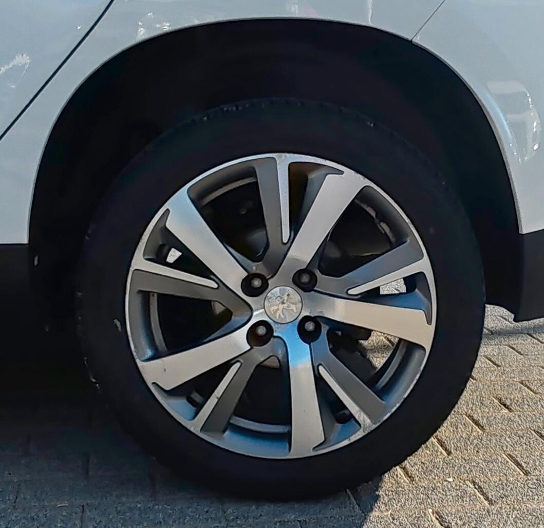 Peugeot 2008 e-HDi 92 CV S&S Urban Cross