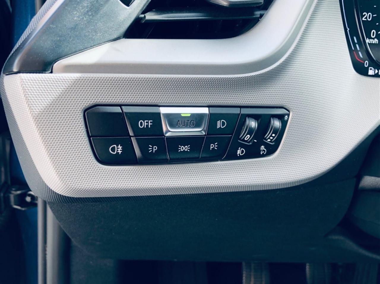 Bmw 116d Sport blue -FULL LED