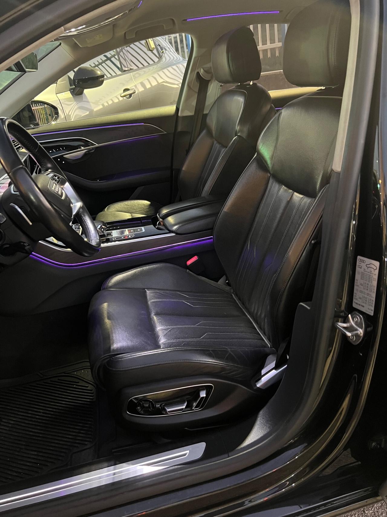 Audi A8 50 TDI 3.0 quattro 286 cv 2020