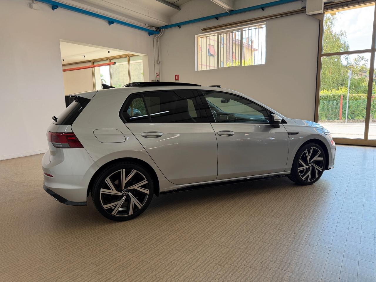 Volkswagen Golf 2.0 TDI 150 CV DSG SCR R-Line