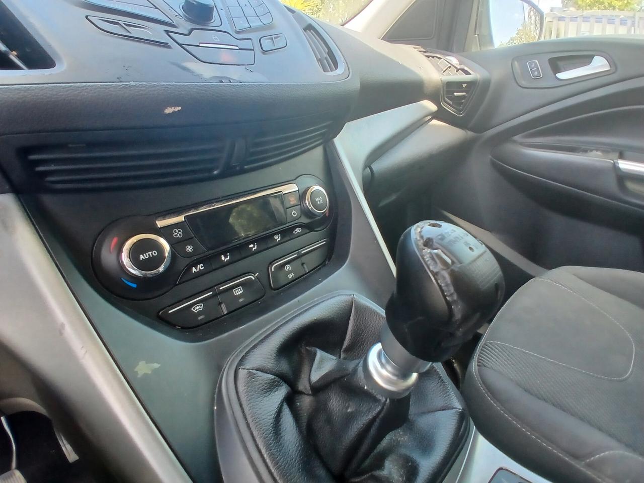Kuga 2.0 TDCI 150 CV S&S 2WD Titanium