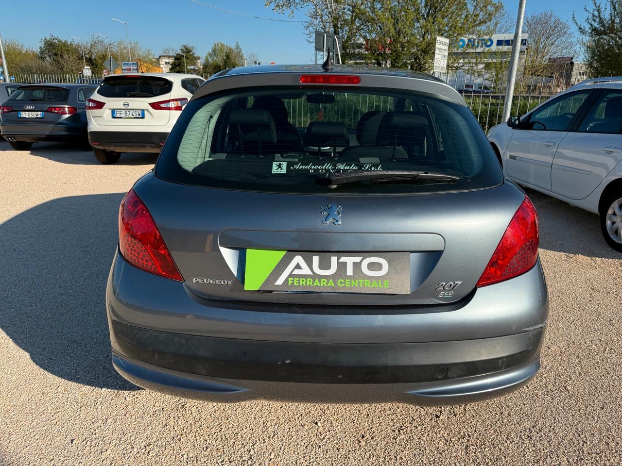 Peugeot 207 1.4 8V 75CV 5p. X Line ECO GPL