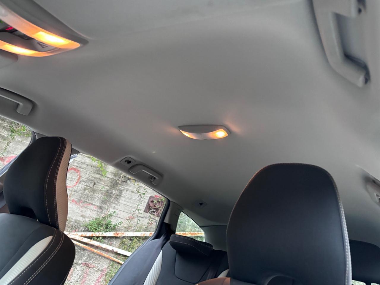 Volvo V60 D3 R-design Kinetic