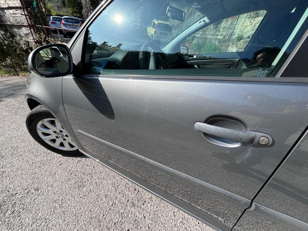 Volkswagen Golf 1.6 16V FSI 3p. Sportline