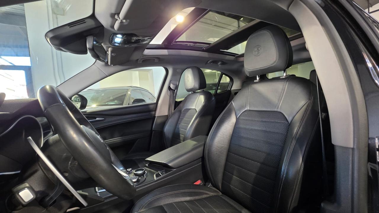 Alfa Romeo Stelvio 2.2 Turbodiesel 210 CV AT8 Q4 Executive