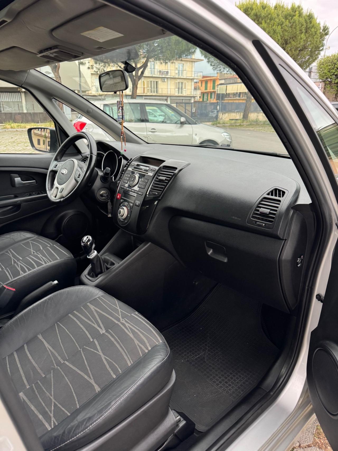 Kia Venga 1.4 CRDi 90CV Easy