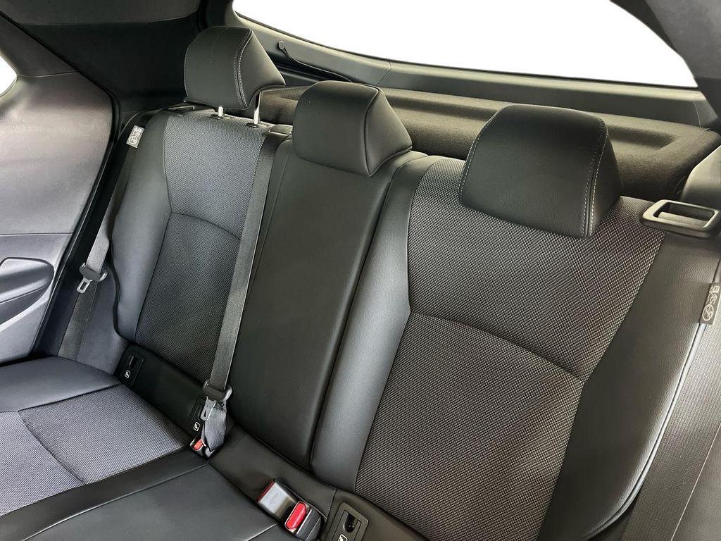Toyota C-HR 1.8 hv Lounge fwd e-cvt