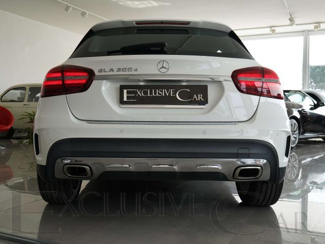Mercedes-Benz GLA 200 GLA 200 d Premium Plus auto