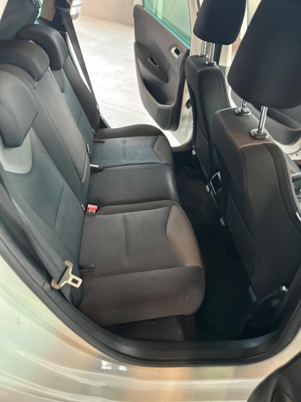 Peugeot 308 1.6 8V e-HDi 112CV Stop&Start SW Active