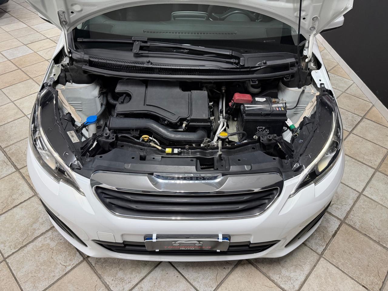 Peugeot 108 1.0 VTi (69) 5p Allure Top 2014