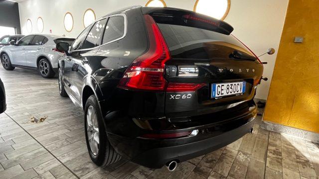 VOLVO XC60 B4 (d) AWD Geartronic Momentum