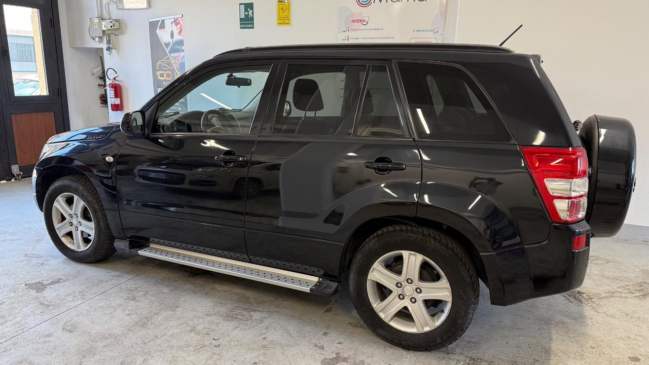 Suzuki Grand Vitara 2.0 16V 5 porte