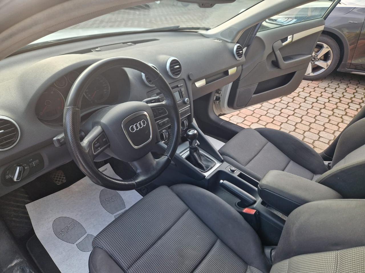 Audi A3 SPB 1.6 TDI 105 CV CR Ambition OK NEO PATENTATI