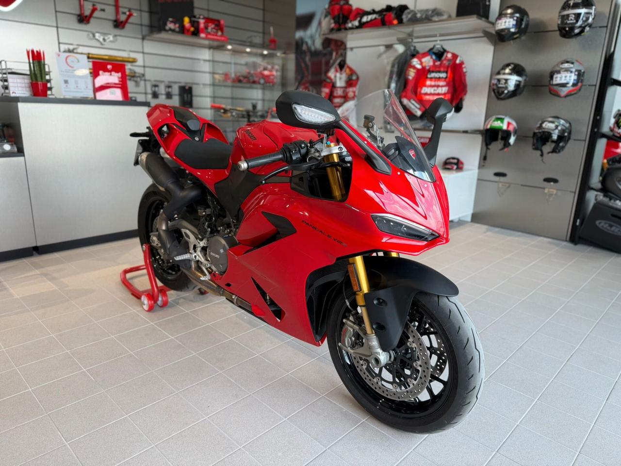 Ducati Panigale V2 S MY 2026