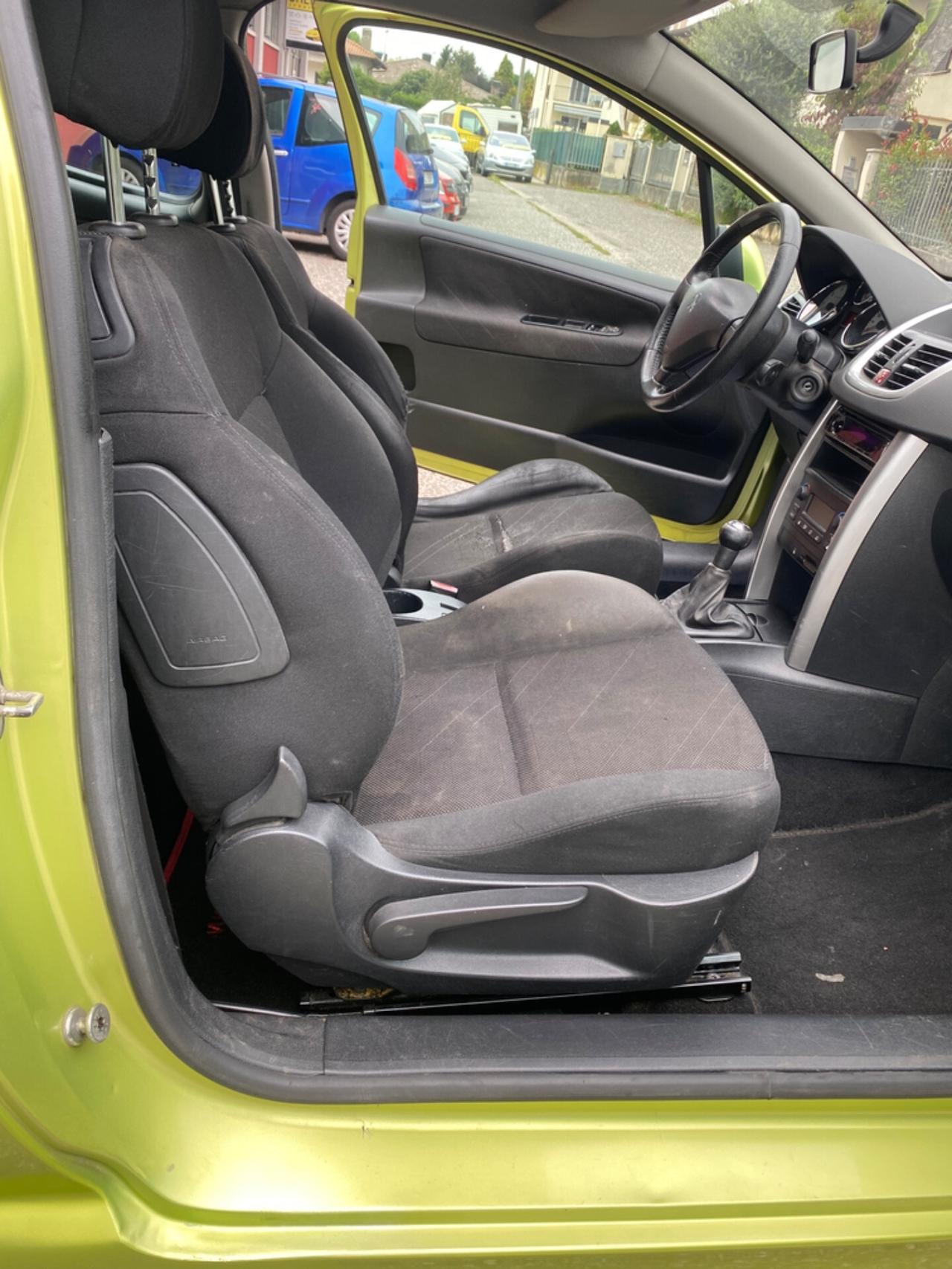 Peugeot 207 1.4 88CV 3p. XS