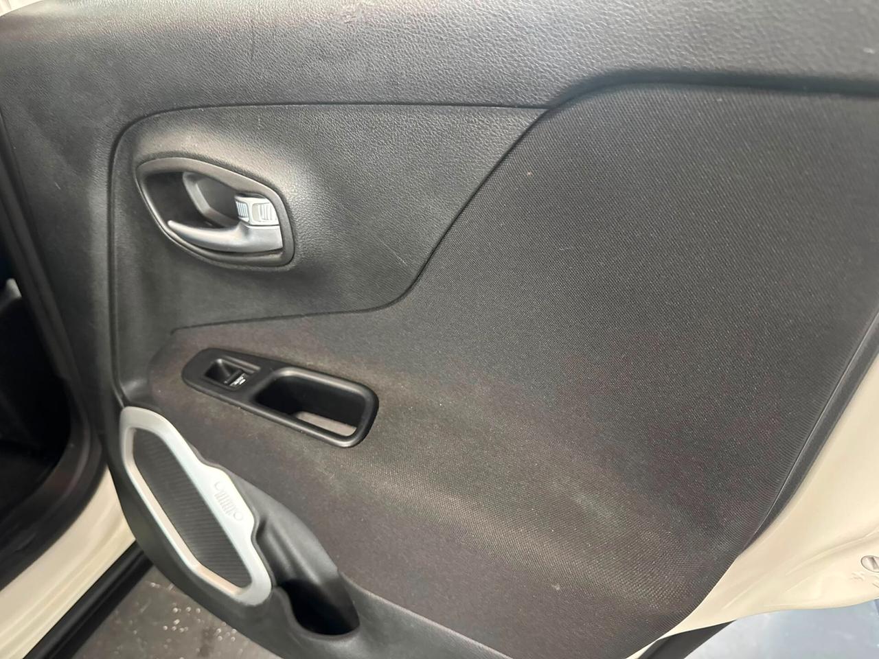 Jeep Renegade 1.6 Mjt 120 CV S