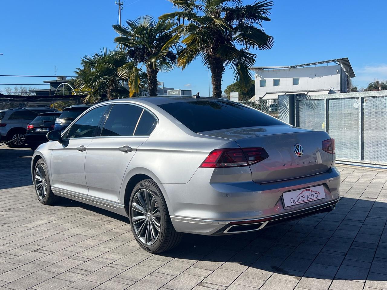 Volkswagen Passat 2.0 TDI DSG Executive FINANZIABILE