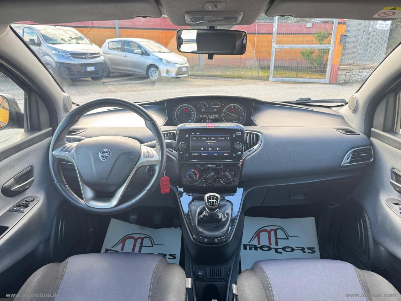 LANCIA YPSILON GOLD 1.0 HYBRID 70CV