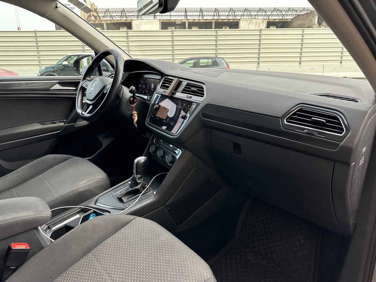 Volkswagen Tiguan Allspace 2.0 TDI BUSINESS #10648