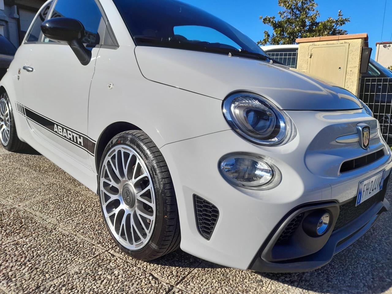 Abarth 595 1.4 Turbo T-Jet 145 CV