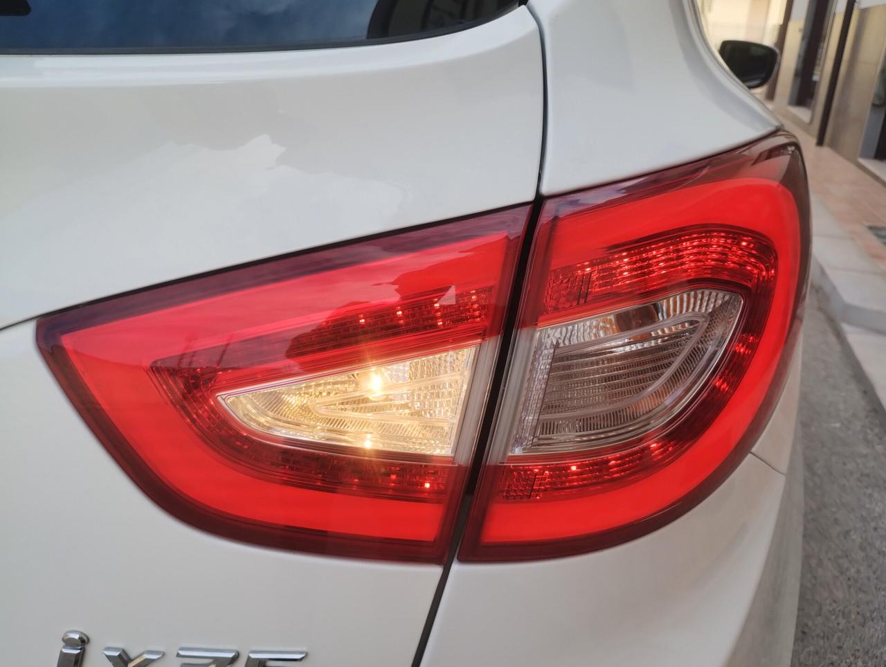 Hyundai iX35 1.7 CRDi 2WD Xpossible