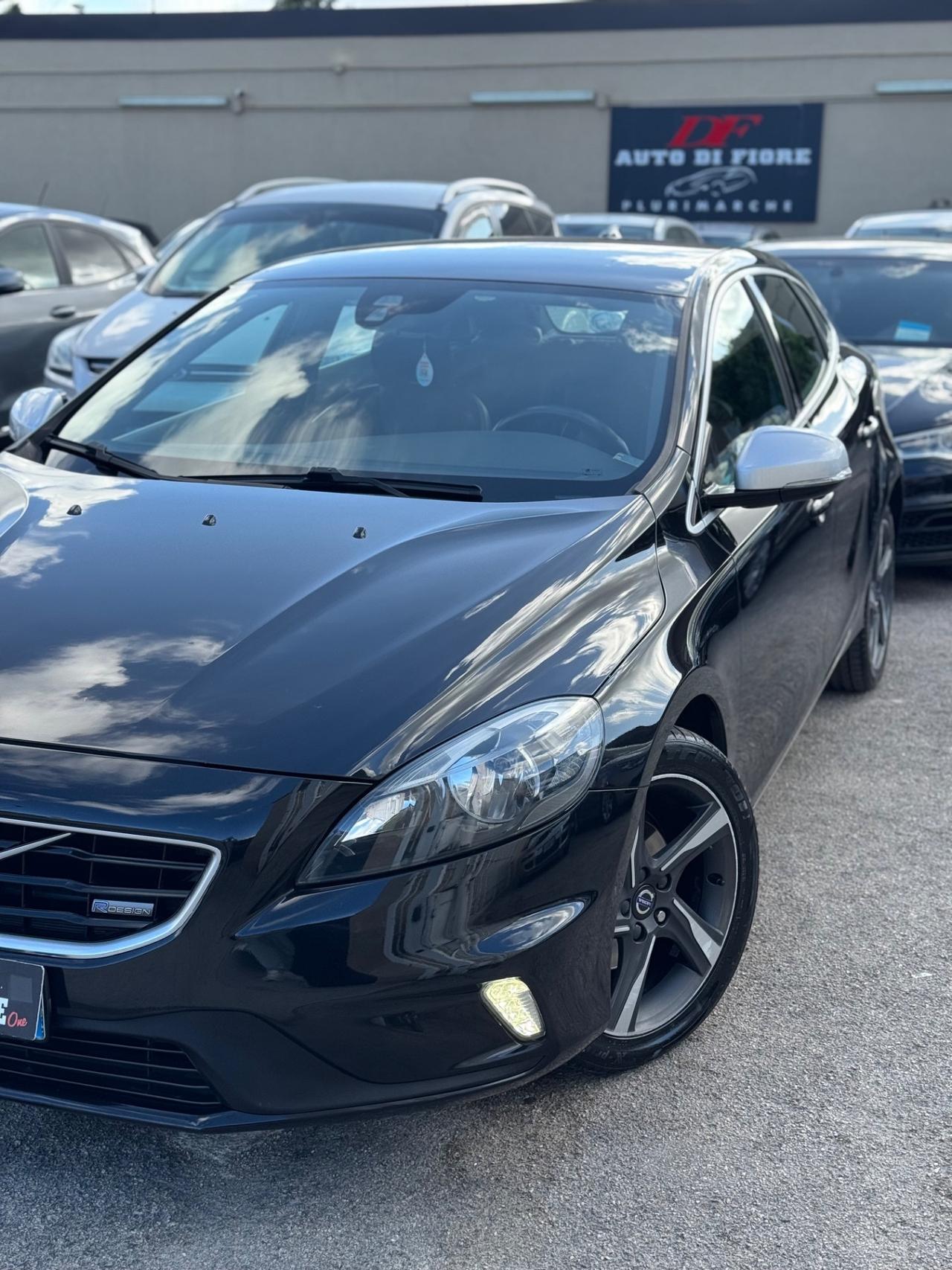Volvo V40 D2 1.6 diesel R-design NAVI Block Shaft