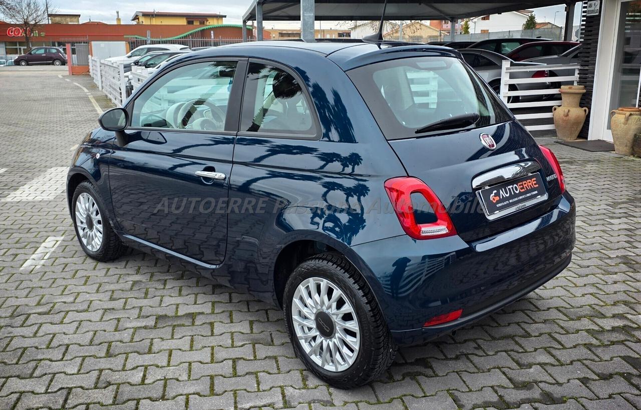Fiat 500 1.0 Hybrid Red
