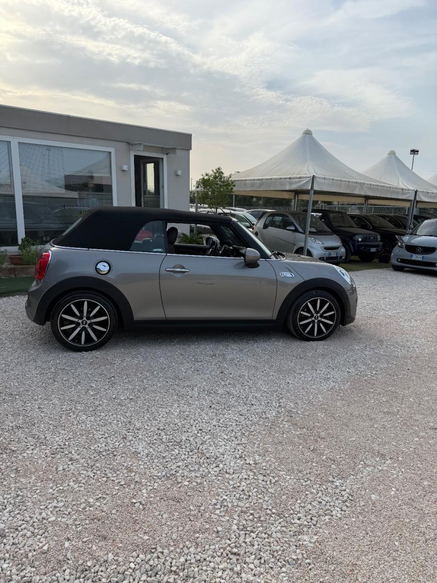 MINI - Cabrio - Mini John Cooper Works Hype