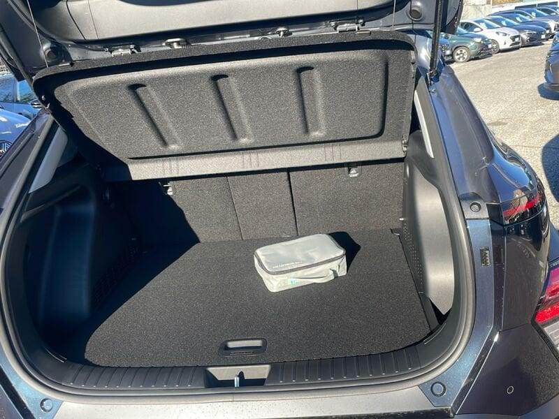 Hyundai Kona II 2023 1.6 gdi hev Business 2wd 138cv dct