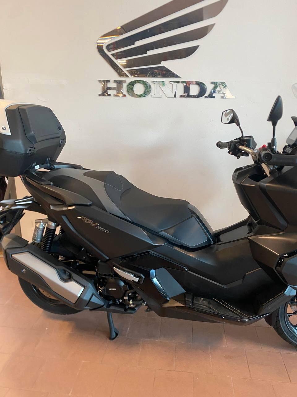 Honda ADV 350
