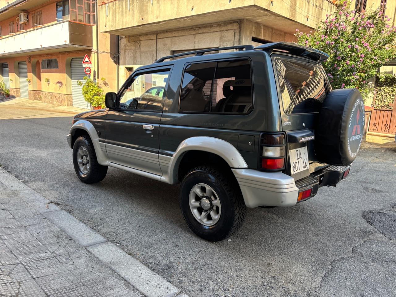 Mitsubishi Pajero 2.5 TDI Metal-top S. Select GLS
