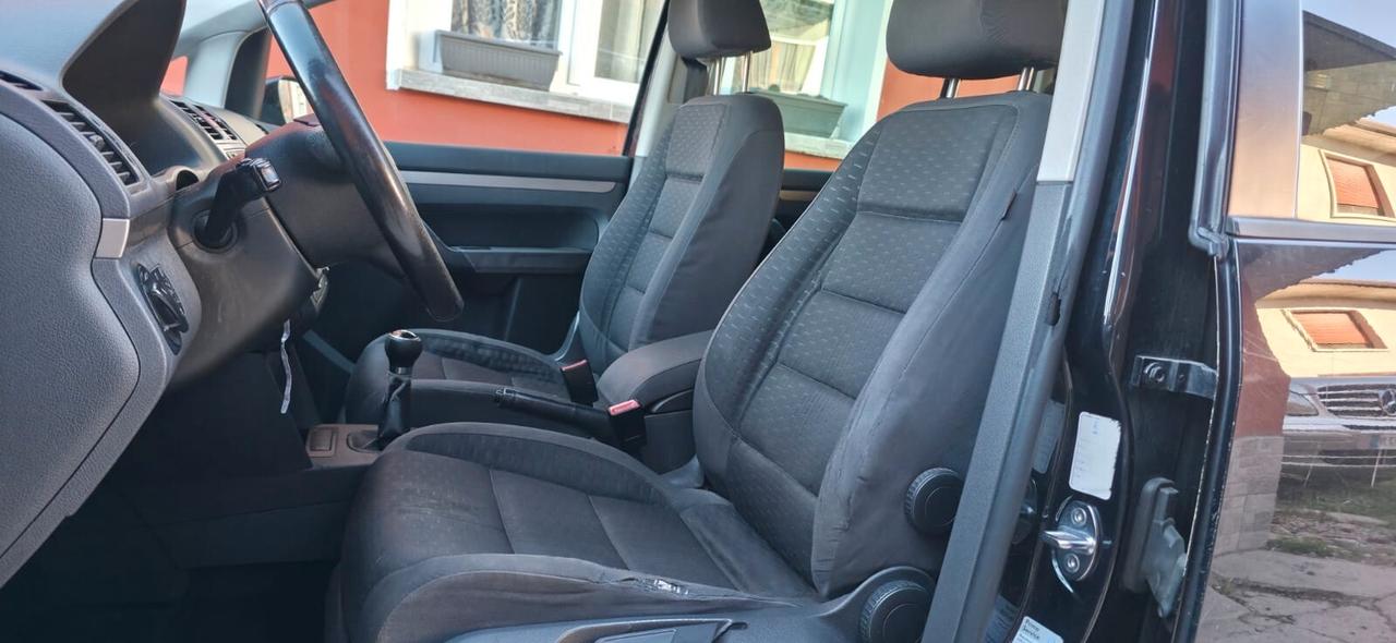 Volkswagen Touran 1.9 TDI 105CV DPF Highline 5 posti