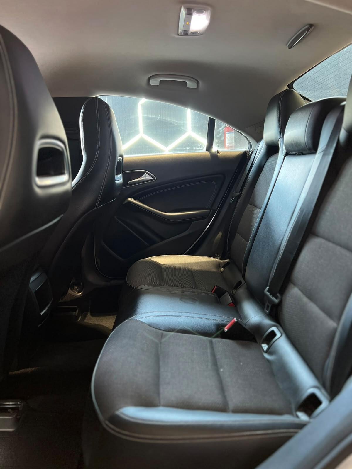 Mercedes-benz CLA 180 CDI Sport