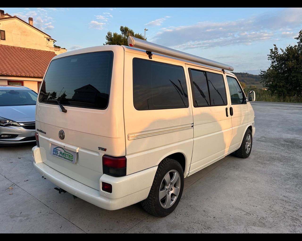 VOLKSWAGEN Transporter 4ª s. - Transp. 2.5 TDI/150CV cat Multivan